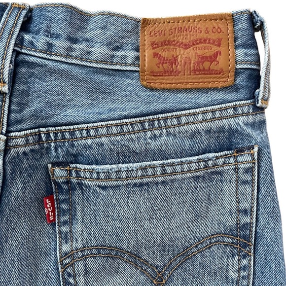 Levi's Wedgie Straight Jeans High Rise Medium Wash Before Dawn Distressed Sz 27 - Picture 14 of 15